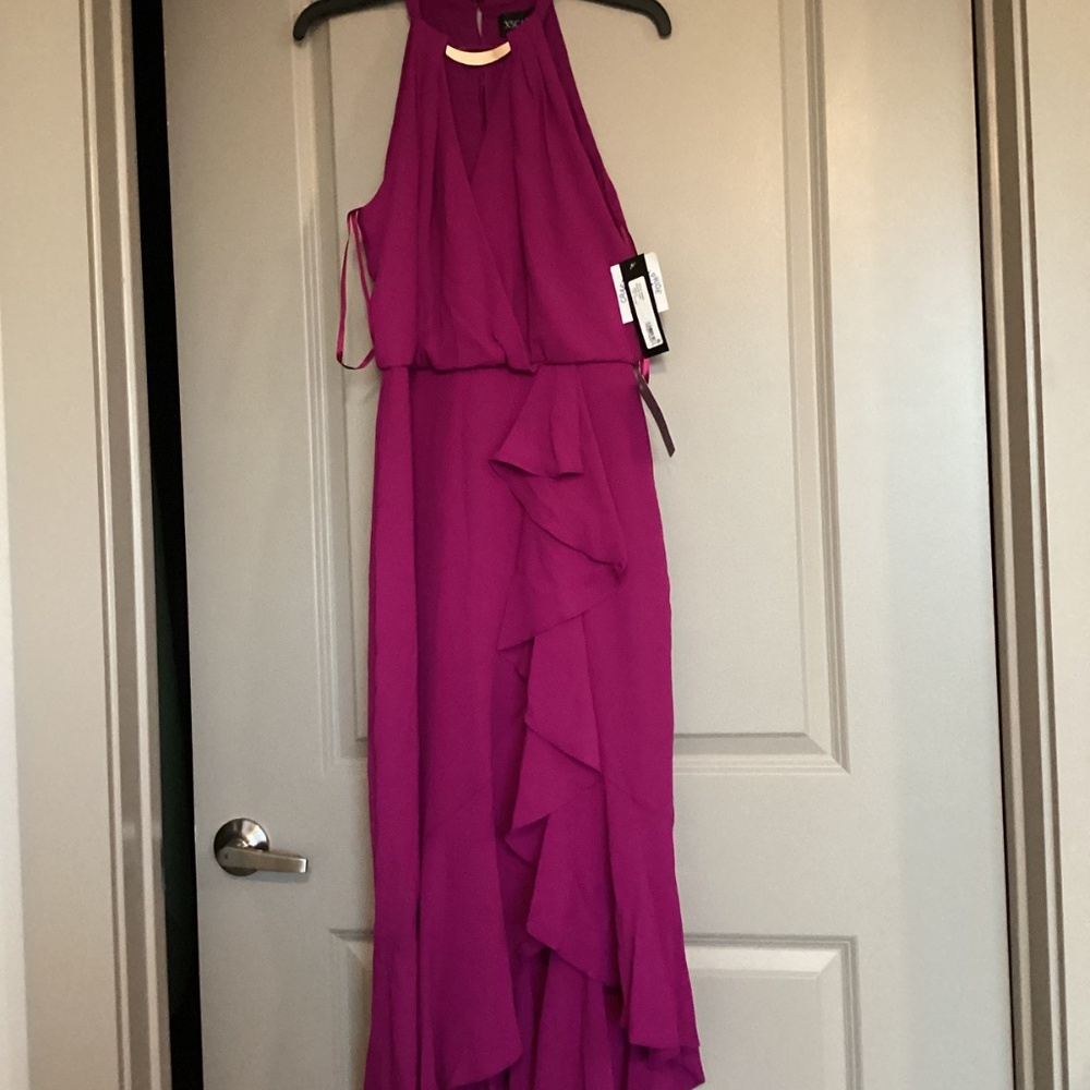 Xscape Evenings Ruffle Detail Crepe High-Low Gown, size 6 - Picture 3 of 13